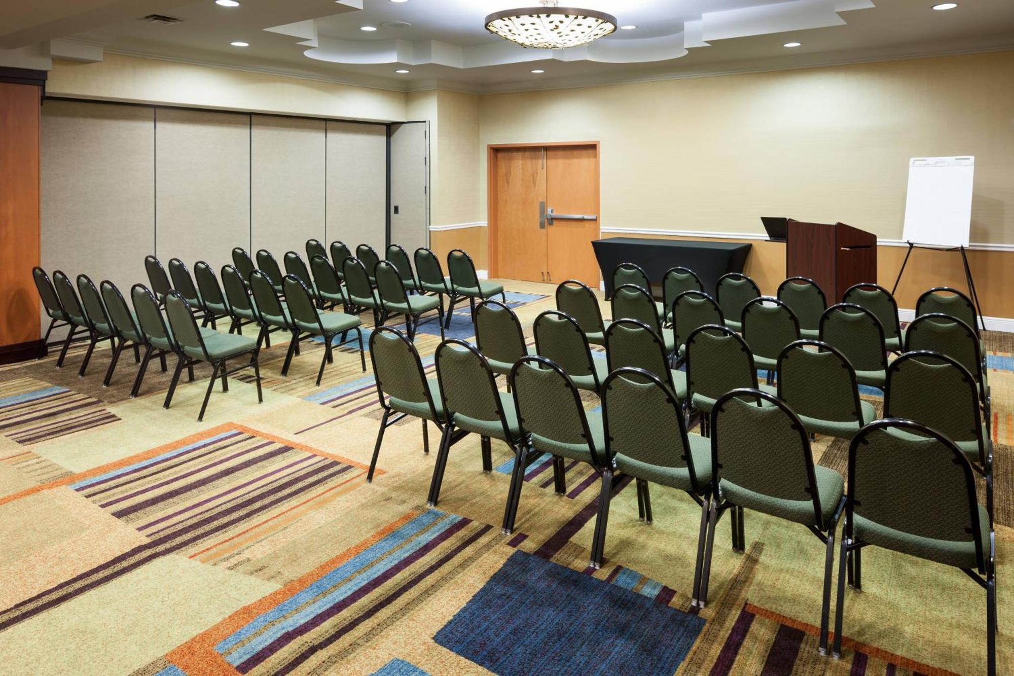 Fairfield Inn & Suites Jacksonville Butler Boulevard Exteriér fotografie
