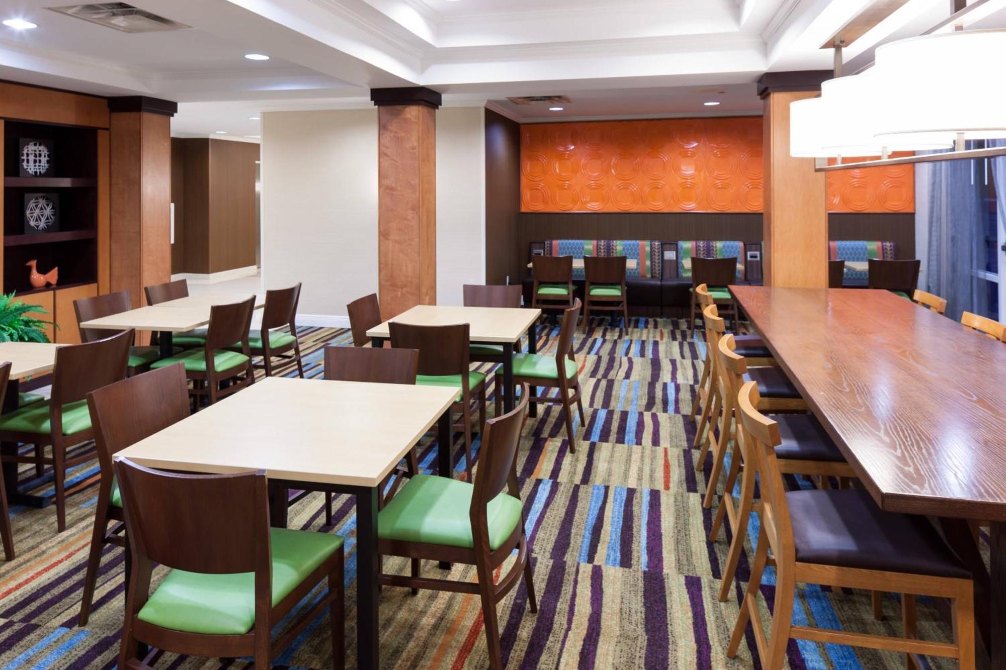 Fairfield Inn & Suites Jacksonville Butler Boulevard Exteriér fotografie